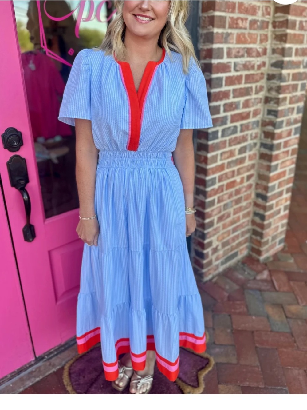 Nwot thml TELL ME YOU LOVE ME SHORT SLEEVE seersucker
MAXI DRESS $108 fall party